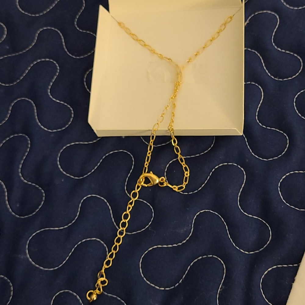 NIB Crown & ivy Gold Beach Necklace - Picture 3 of 5